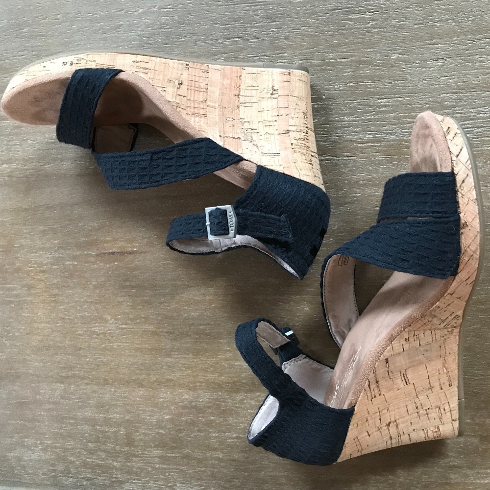 TOMS Clarissa Wedge Sandal